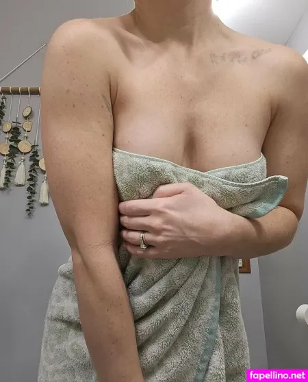 Goodgirlvik OnlyFans Thumbnail #rUmYWMQyHo