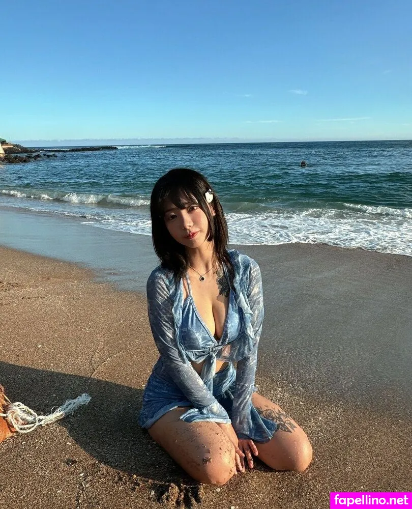 goodmorningyui, yui_komori_sweetgirl Nude Leaked OnlyFans Photo #B31VkBi01E