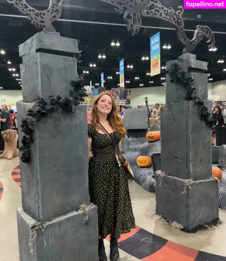 Goodnight Moon OnlyFans Thumbnail #fCirx0efQ6