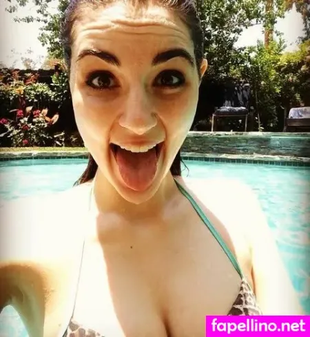 Goombanna Anna Vanston OnlyFans Thumbnail #1xKij0q8LF
