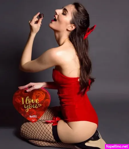 Goombanna Anna Vanston OnlyFans Thumbnail #SaxNuCa5f1