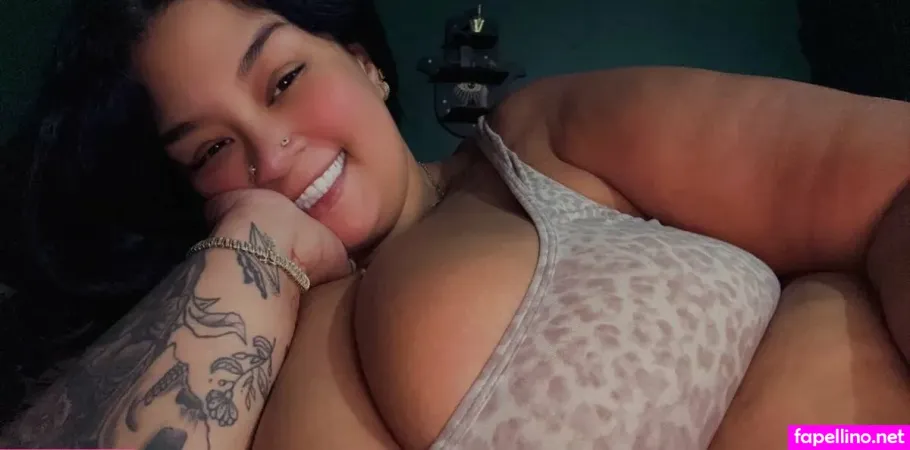 Gorda Bella OnlyFans Thumbnail #qdyADDpEM2