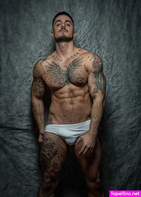 Gordon Sam Main Profile Photo