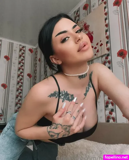 Gorgeous Bella OnlyFans Thumbnail #dBdlfIh7QA