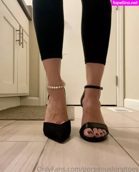 Gorgeouslongtoes OnlyFans Thumbnail #h9ZzKAiomm