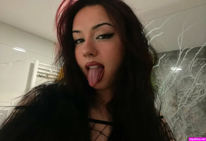 Goth Bum Babe OnlyFans Thumbnail #ZDfZqObnMP