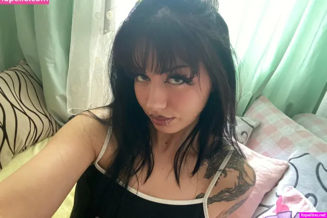 Goth Bum Babe OnlyFans Thumbnail #qToaCRcTPQ