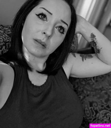 Goth Goddess Thea OnlyFans Thumbnail #QdEgypS7sf