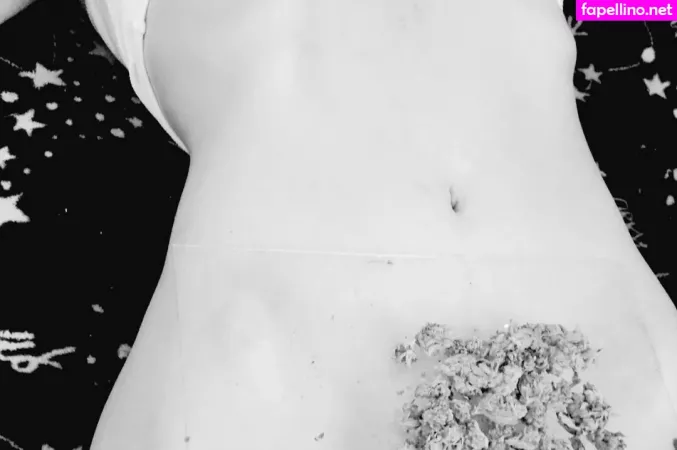 Goth Kitteen Free OnlyFans Thumbnail #BYC6LNn84q