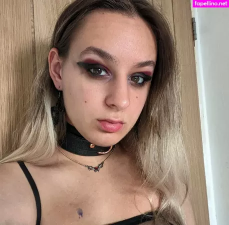 Goth Kitten OnlyFans Thumbnail #Aom0Bpsdjw