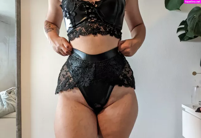 Goth Kitten OnlyFans Thumbnail #FuDypt55Oo