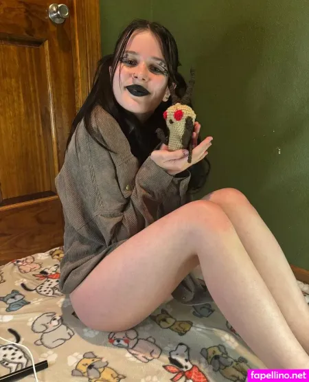 Goth Nymph OnlyFans Thumbnail #DHhKtrmAu1
