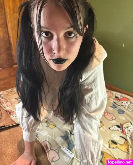 Goth Nymph OnlyFans Thumbnail #v2M7OwE8uo