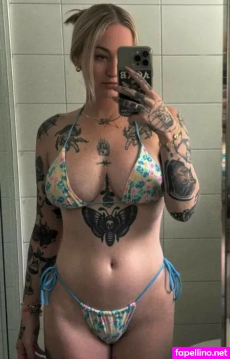 Goth Queen OnlyFans Thumbnail #443b74PiTo