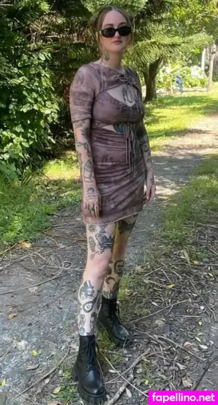 Goth Queen OnlyFans Thumbnail #PRn2feAMXB