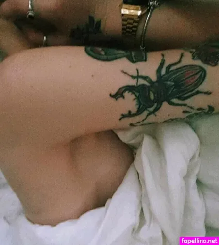 Goth Queen OnlyFans Thumbnail #hKkStMEmyW