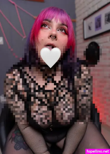 Goth Thick OnlyFans Thumbnail #5KeVMygrLr