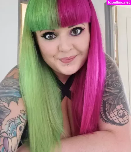 Gothabilly Queen OnlyFans Thumbnail #ysIp1yplDR