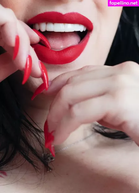 Gothamqueenslaysfree OnlyFans Thumbnail #Dg0dXixFxH