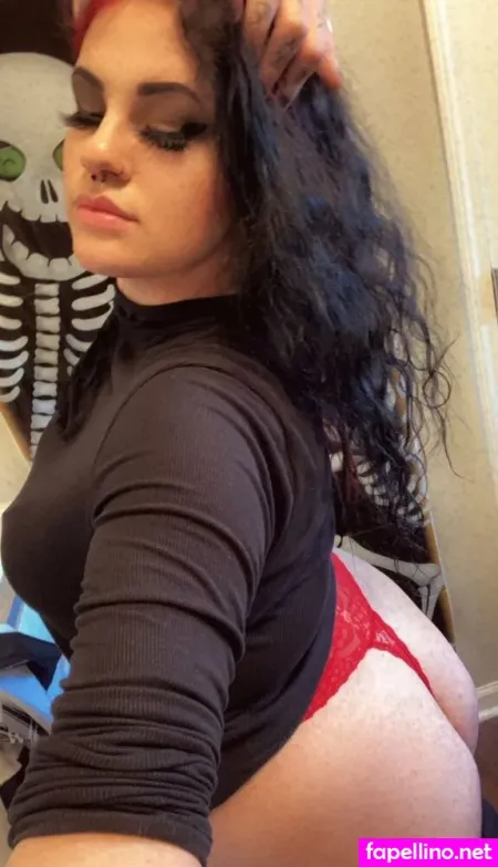 Gothbaby41 OnlyFans Thumbnail #b6VlaAZ186