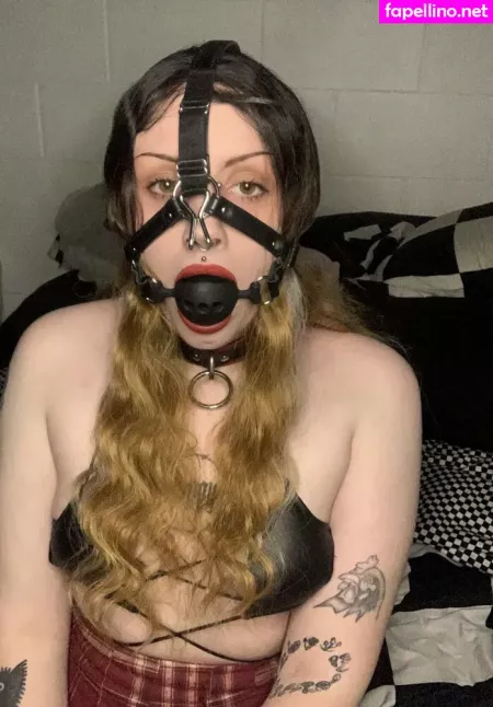 Gothbabybrat OnlyFans Thumbnail #VzbN9xDv6p