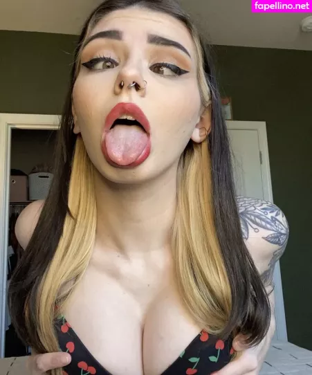 Gothbabygirlfriend OnlyFans Thumbnail #1Hy3LJOxwx