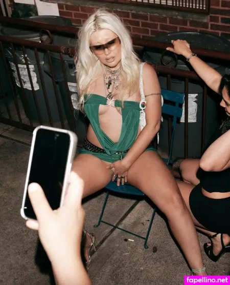 Gothbimbo Jpg OnlyFans Thumbnail #OFwaLLbpv4
