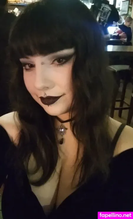 Gothbynight OnlyFans Thumbnail #y5YW3K454T