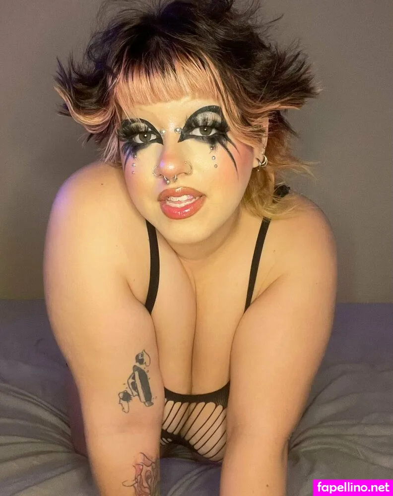 goal_diggaaa, gothgf5555 Nude Leaked OnlyFans Photo #7DKdC5HPCV