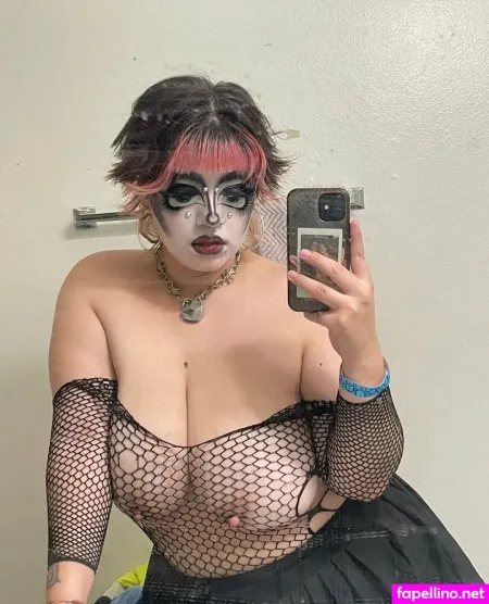 Gothgf5555 OnlyFans Thumbnail #F8zvCRl1uW