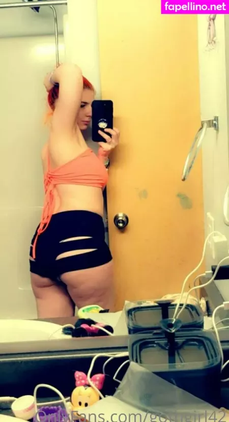 Gothgirl42 OnlyFans Thumbnail #Mk32Y7JHLF