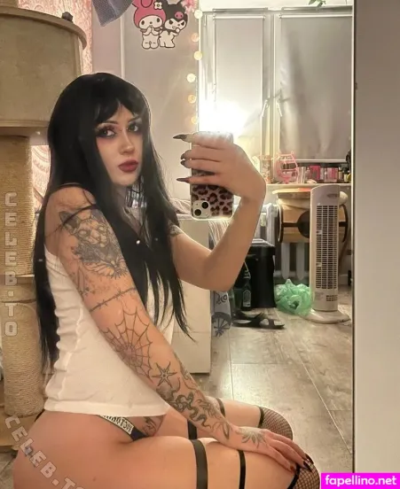 Gothgirlrosie OnlyFans Thumbnail #DGWmkrkoyH