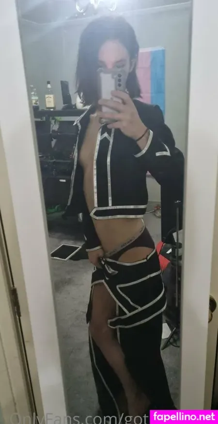 Gothgirlskye OnlyFans Thumbnail #Lhb549xJt2