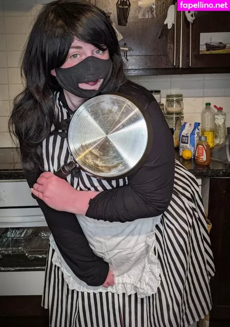 Gothharlotbbw OnlyFans Thumbnail #D1wxh8HwSX