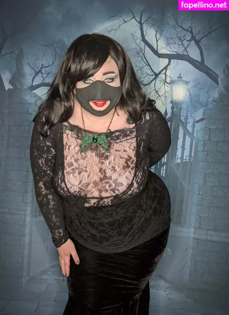 Gothharlotbbw OnlyFans Thumbnail #UiCSxYH8PR