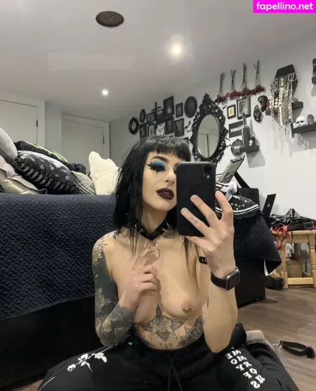 Gothhbabyy OnlyFans Thumbnail #WbHJZX2fxm