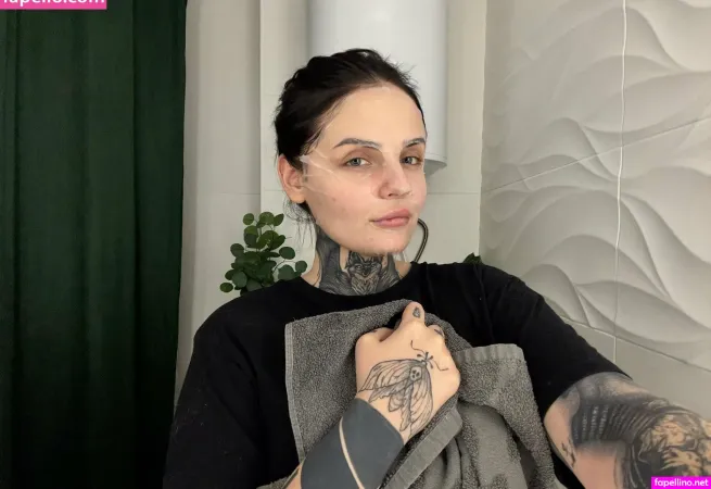 Gothic Nymp OnlyFans Thumbnail #C9VxQJrjvg