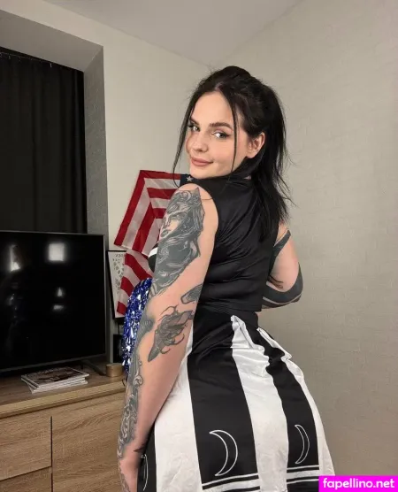 Gothic Nymp OnlyFans Thumbnail #RFz0m6zGWj