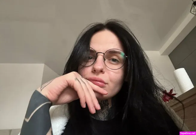 Gothic Nymp OnlyFans Thumbnail #yy5aFTzshO