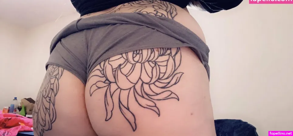 Gothicc Bimbo OnlyFans Thumbnail #I8rOA15hm8