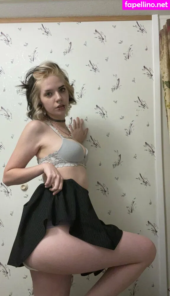 H0neyR3venge, gothichorrorcliche, gothictropic, gothicwhorror Nude Leaked OnlyFans Photo #SQOl3CKEkO