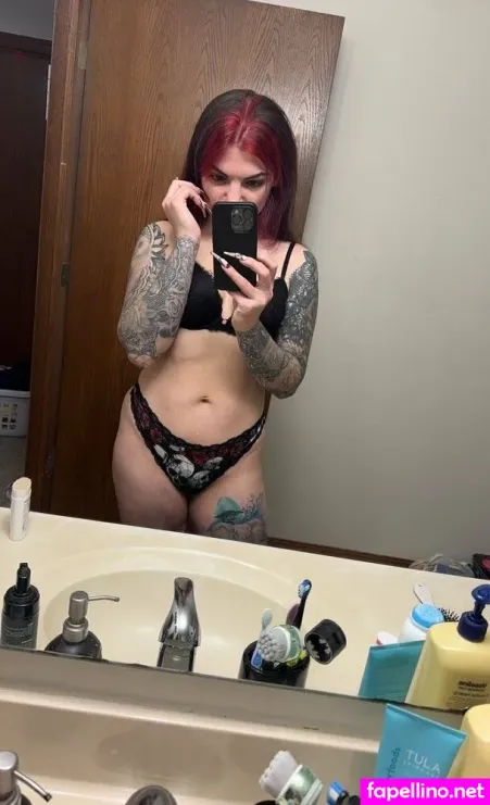 Gothicrose5599 OnlyFans Thumbnail #8U0qbafuFs