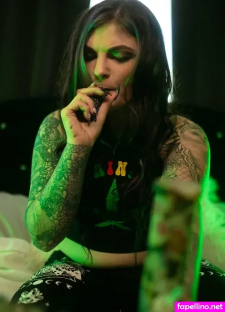 Gothicrose99 OnlyFans Thumbnail #0ykB7YzzU3