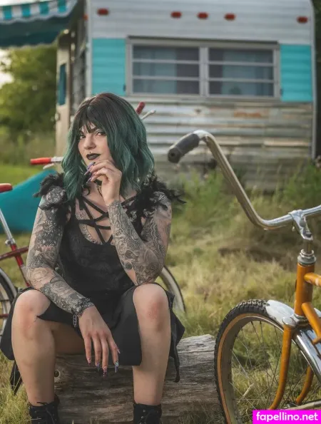 Gothicrose99 OnlyFans Thumbnail #KtIe7lxQF4