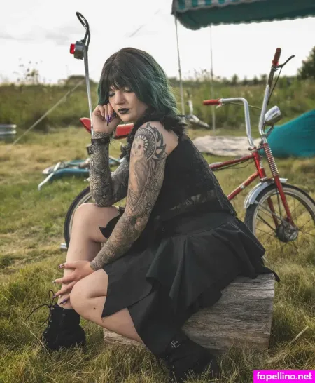 Gothicrose99 OnlyFans Thumbnail #pCM2G9lFcg