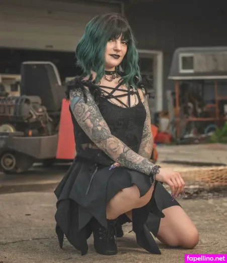 Gothicrose99 OnlyFans Thumbnail #x75aVnNZ1Y