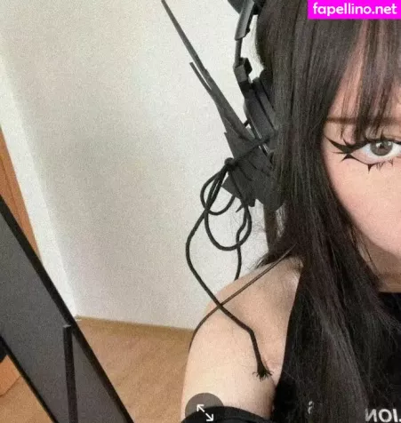 Gothkittenxdd OnlyFans Thumbnail #sq38byeU7P