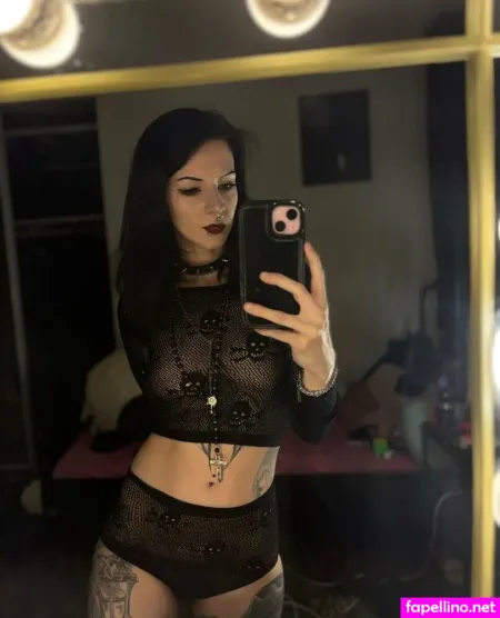 Gothlizardfree OnlyFans Thumbnail #2Ph70orNqw