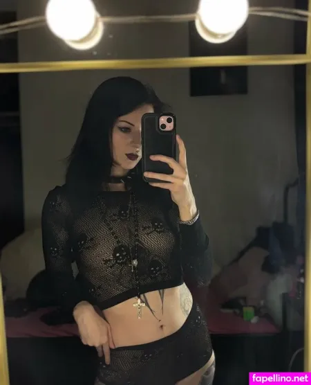 Gothlizardfree OnlyFans Thumbnail #ucTwVaMjAe