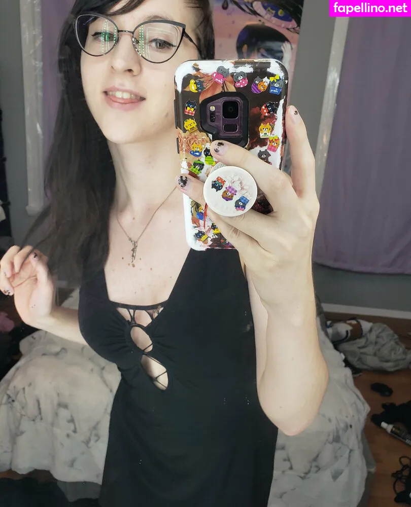 gothravemom, new_era_kara Nude Leaked OnlyFans Photo #0jljpg4CVA